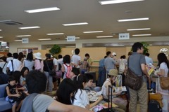 那覇空港でのレンタカー乗り場