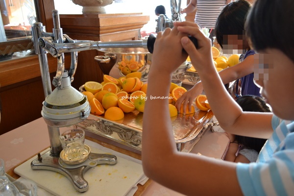 ルネッサンスリゾートオキナワのレストラン　朝食　子供